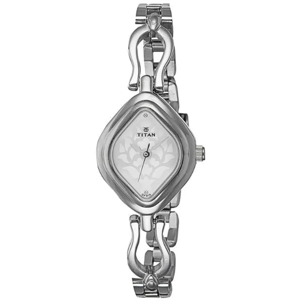 Titan analogue watch with silver stainless steel bracelet and 28 mm case
